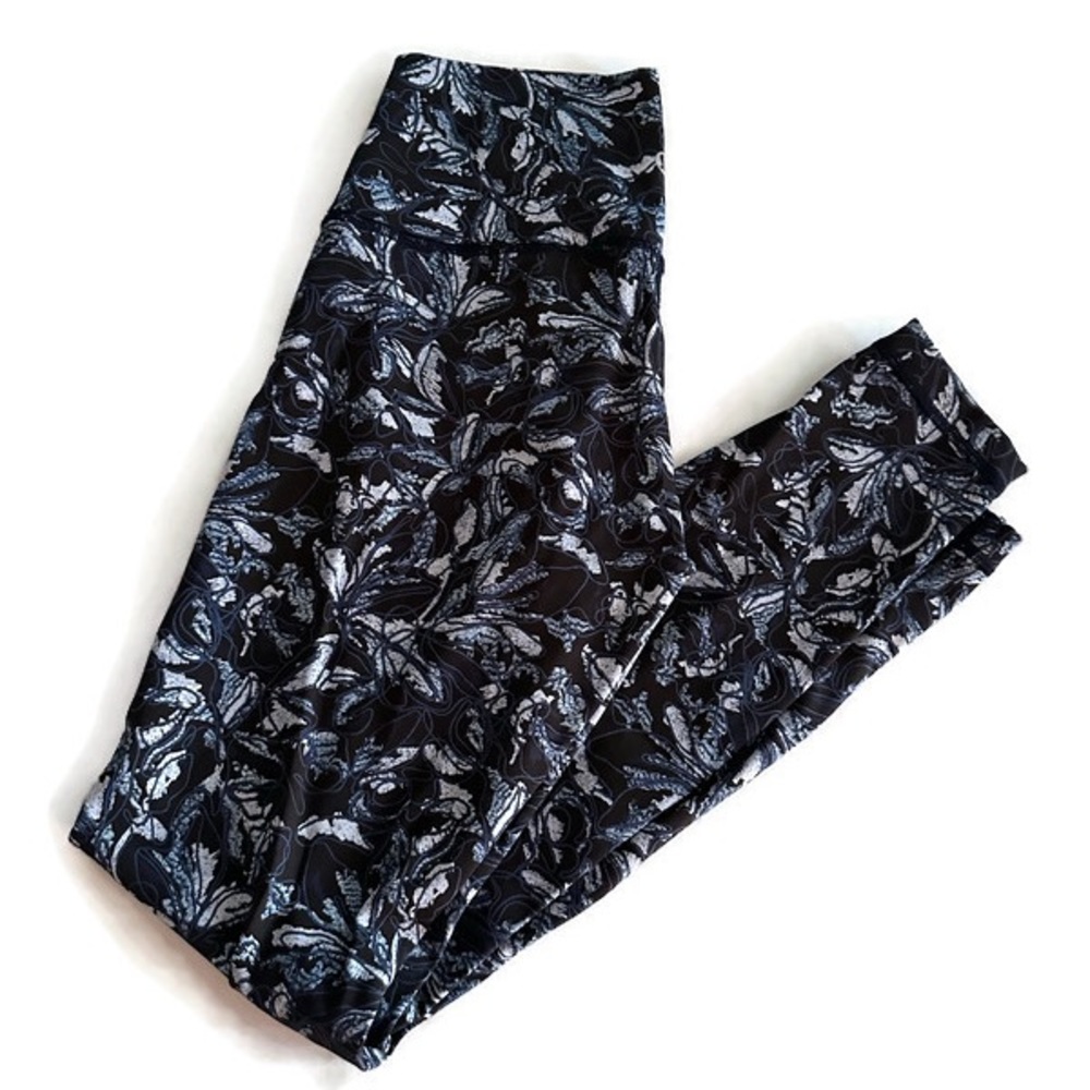 Lululemon Wunder Under Leggings Size 6